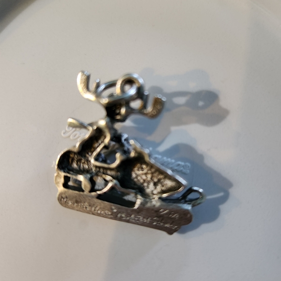 Vintage Pewter Yellowstone Moose Markie Moose Signed Charm Pendant - Picture 3 of 4